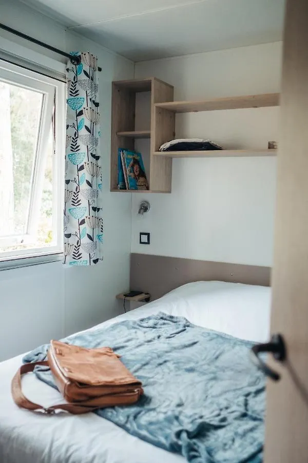Mobil Home Xxl 4 Chambres - Camping La Pointe De Roscoff 0*,